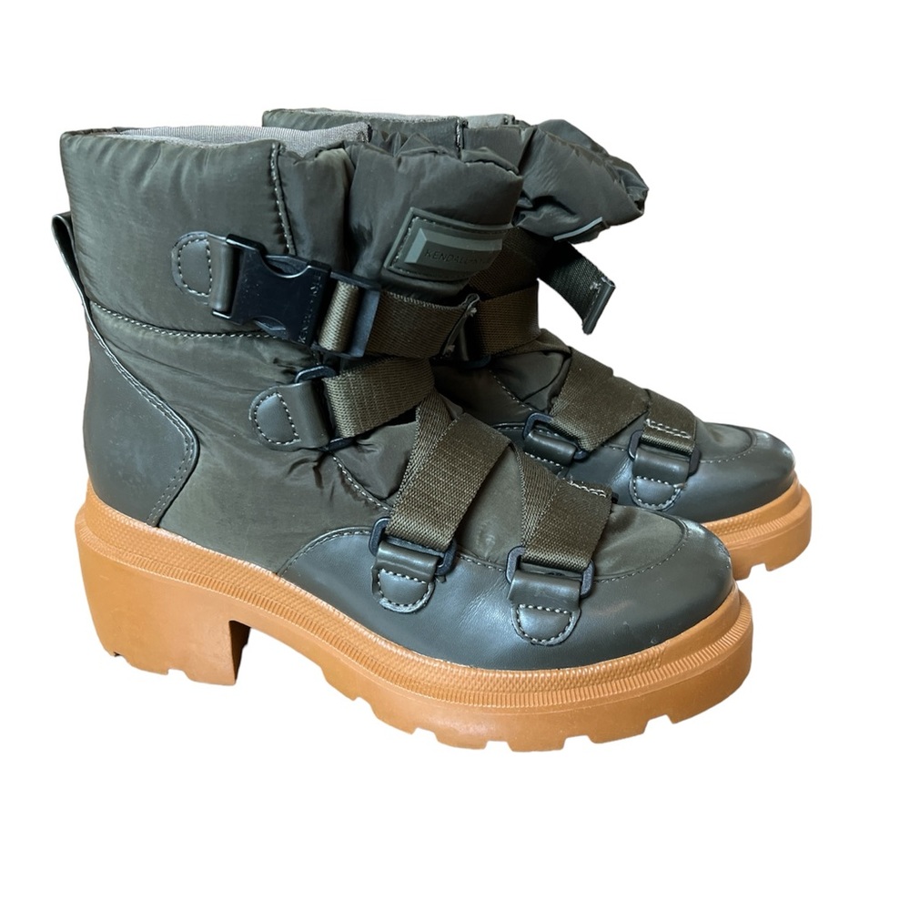 Cute Kendall and Kylie Boots!!!
